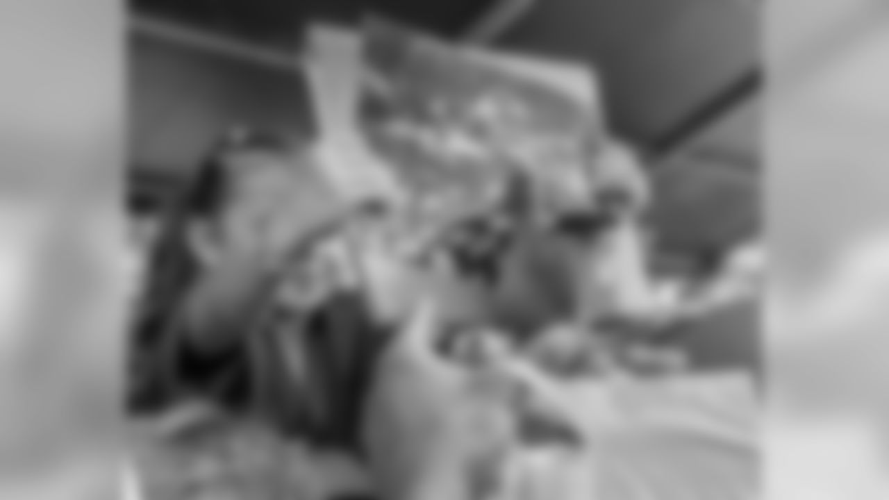 170126_pro_bowl_fans_day_two-24.jpg