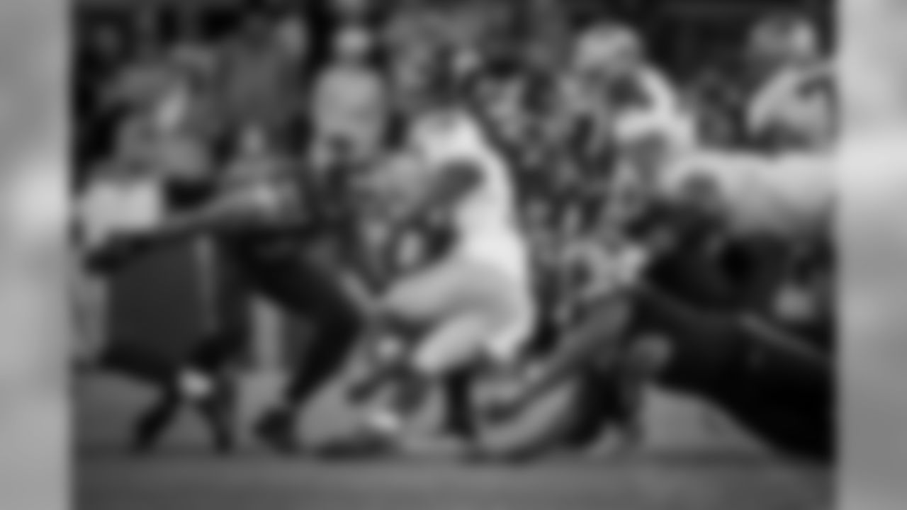 No room to run for the 49ers in the second half as Alfonso Smith found out. He turned to hit a hole that was filled with Seahawks Bobby Wagner, Cliff Avril, Jordan Hill and Michael Bennett.