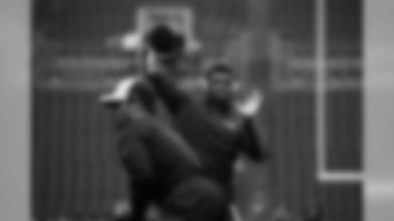 russellwilson_sidelines-2.jpg