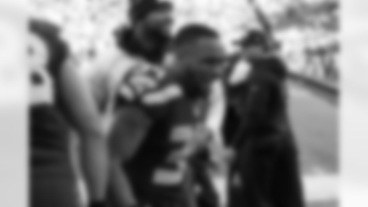 hawks_niners_2015-1306.jpg
