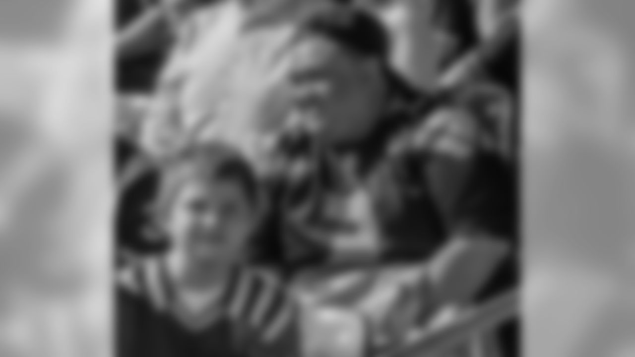 170126_pro_bowl_fans_day_two-13.jpg