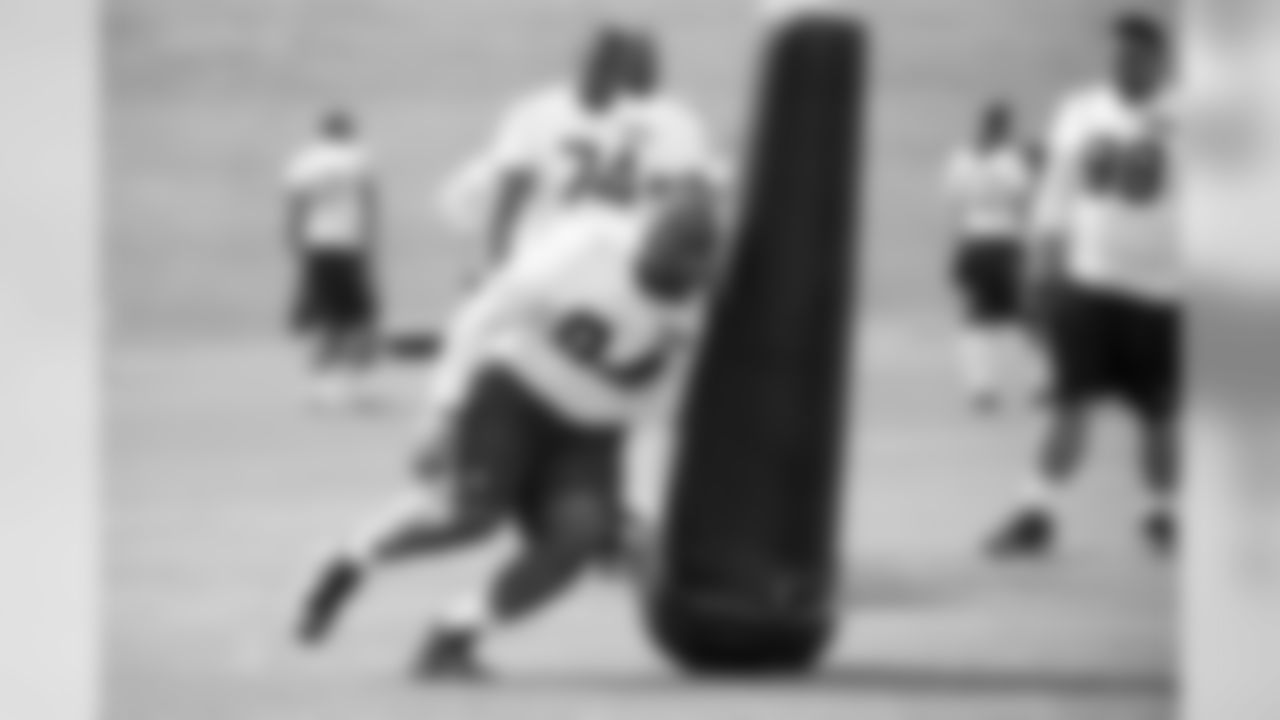 94_deangelo_tyson_practice.jpg