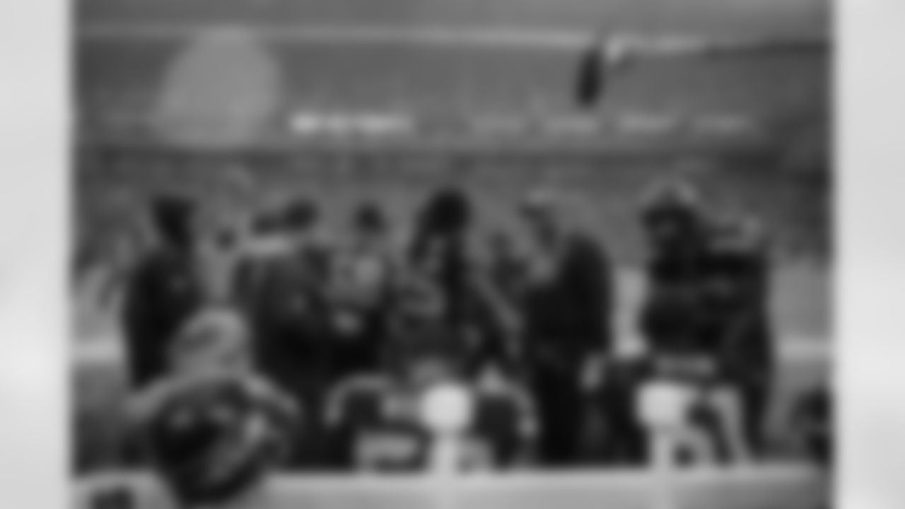 tempPoss-141109-8473.jpg