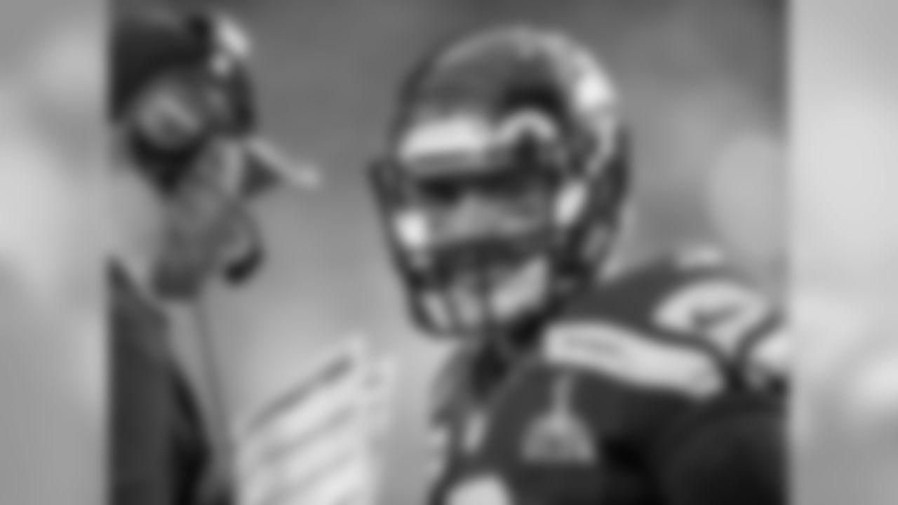 russellwilson_sidelines-1.jpg