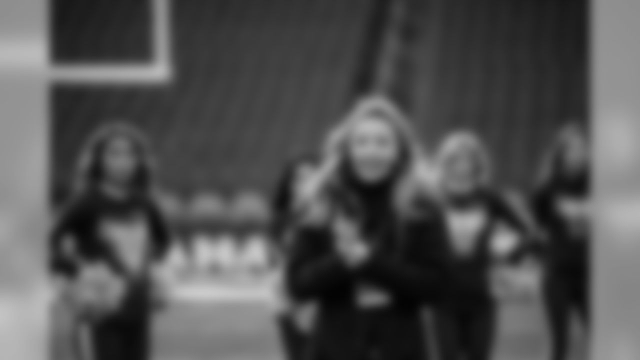20171231_seagals_cardinals_janegphoto-5_0.jpg
