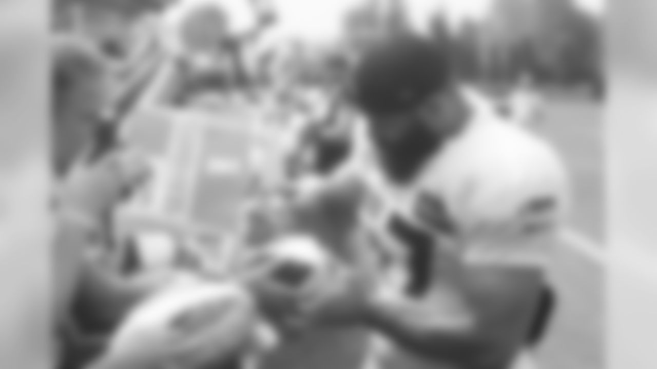 seahawks_training_camp-054.jpg