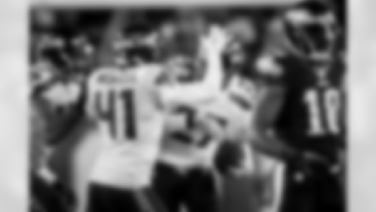 One play after Seattle lost possession of the ball on a fumble, Seahawks cornerback Tharold Simon intercepted a pass by Mark Sanchez and returned the ball back to Seattle.