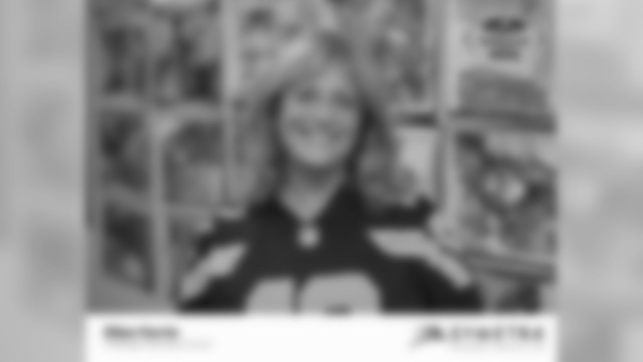 Ellen Ferrin 2nd Grade Challenger Elementary School Favorite player: Russell Wilson