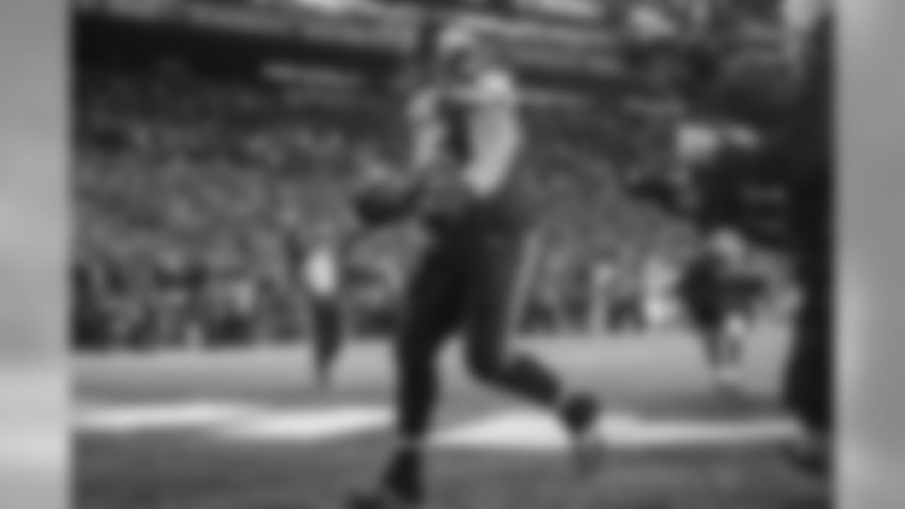 On the very next play, Seahawks fullback Will Tukuafu scored from one-yard out.