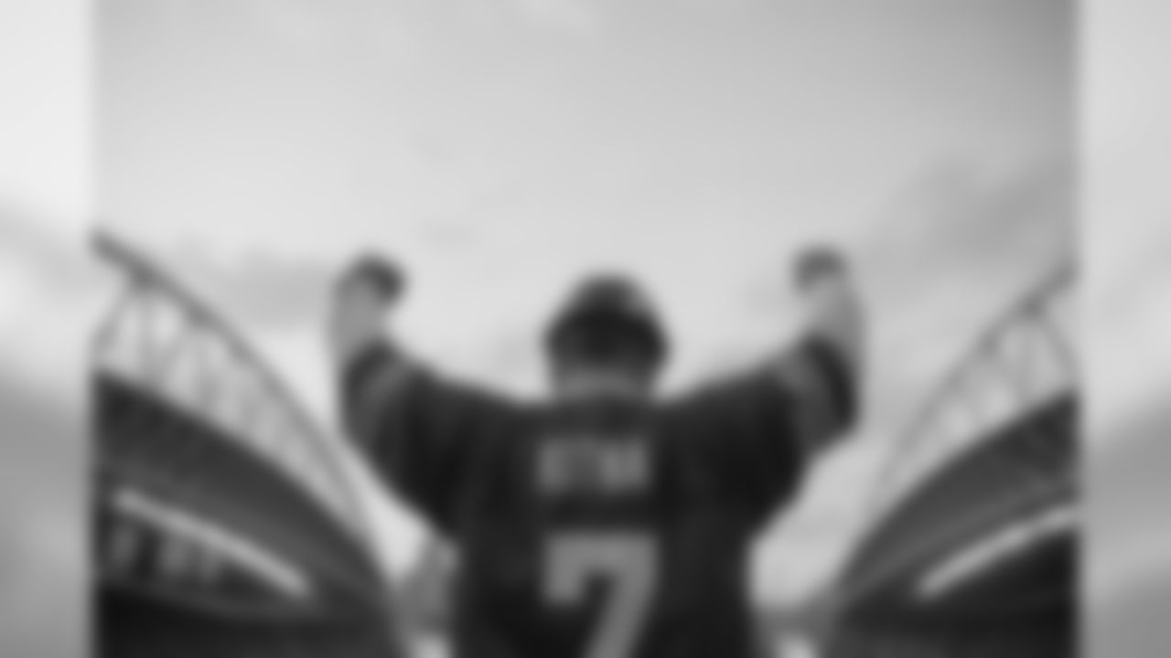 seahawksvbroncos-fiechtner-029.jpg