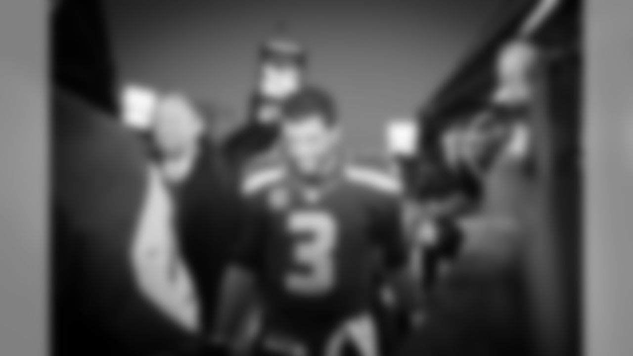 russellwilson_sidelines-30.jpg
