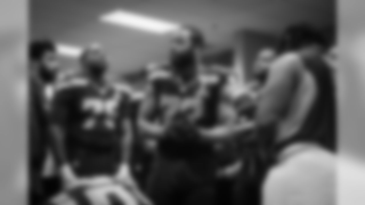 In the Seahawks locker room, defensive end Michael Bennett spoke to the team after the game.
