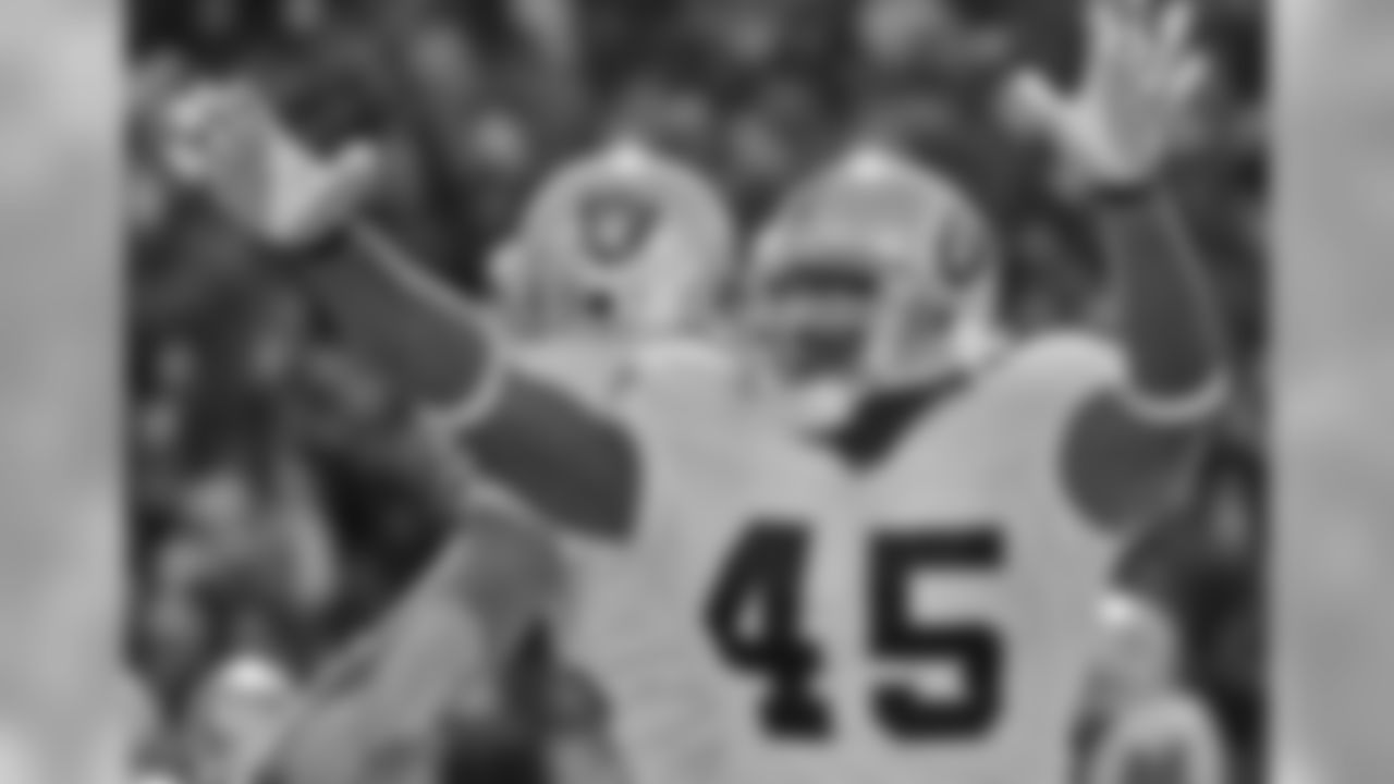 Oakland Raiders running back Marcel Reece (45) celebrates after Michael Bush scored in the third quarter
in an NFL football game against the Kansas City Chiefs in Kansas City, Mo., Sunday, Jan. 2, 2011. (AP Photo/Reed Hoffmann)