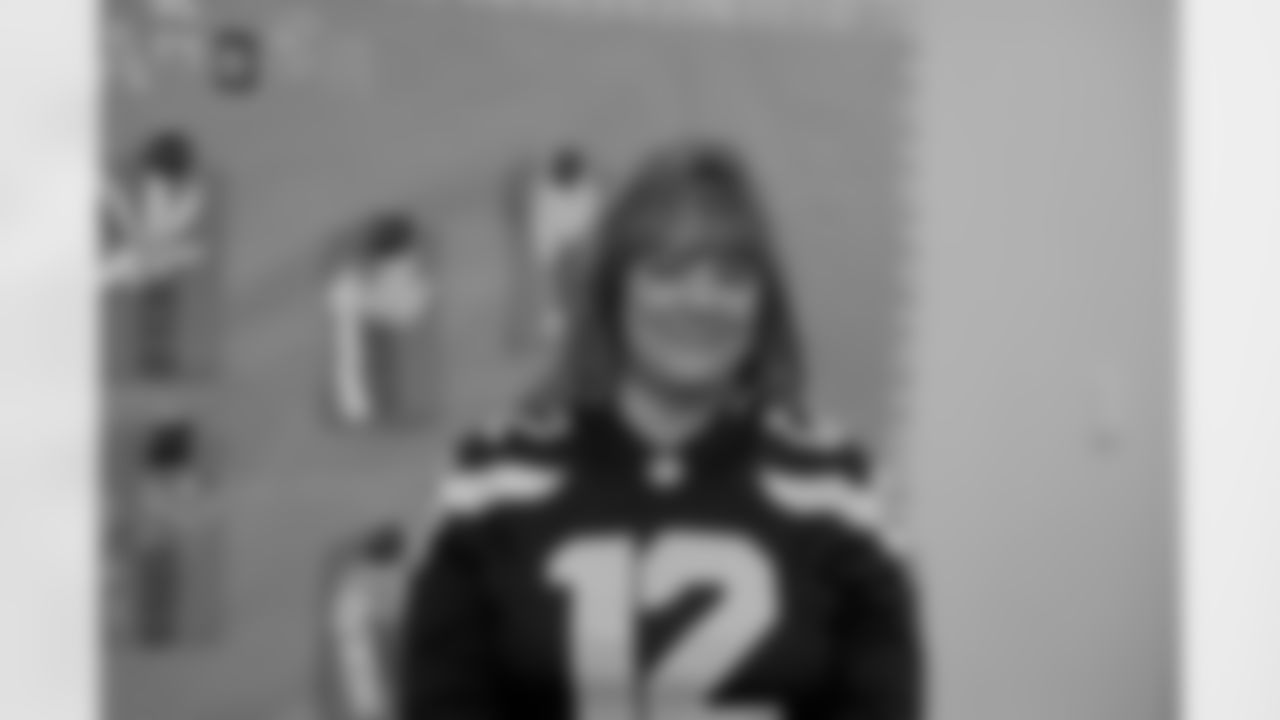 9.25_connie_guinn_1.jpg