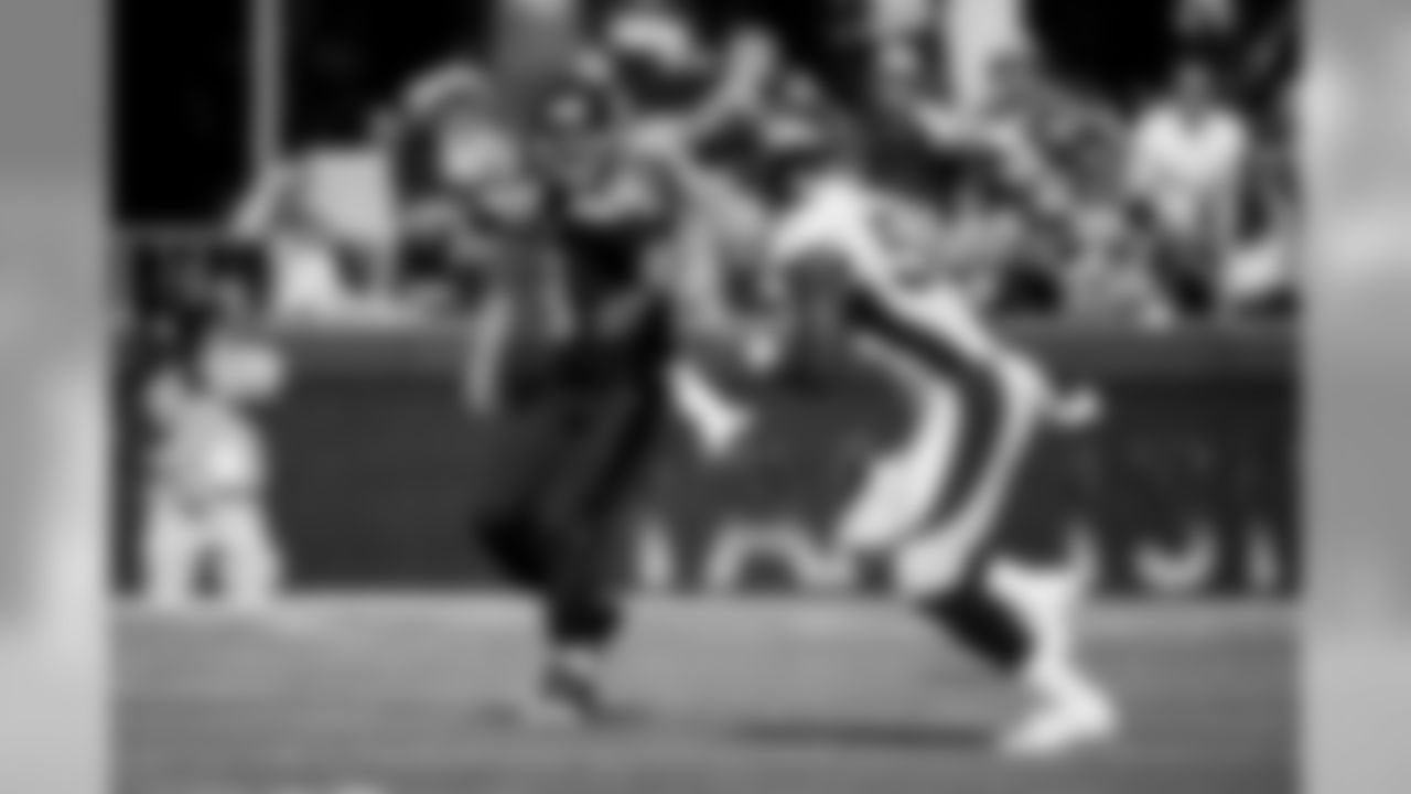 russellwilson_passing-5.jpg
