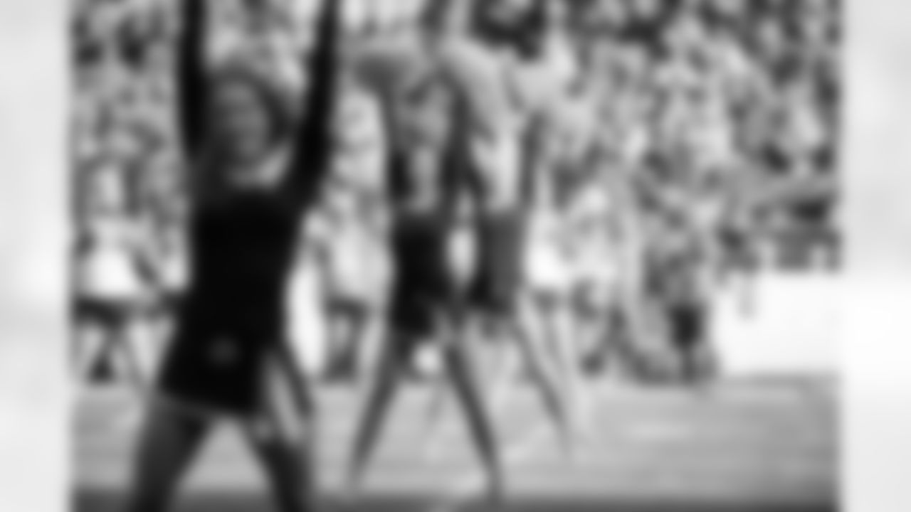 20161016_seagals_falcons_janegphoto-164.jpg