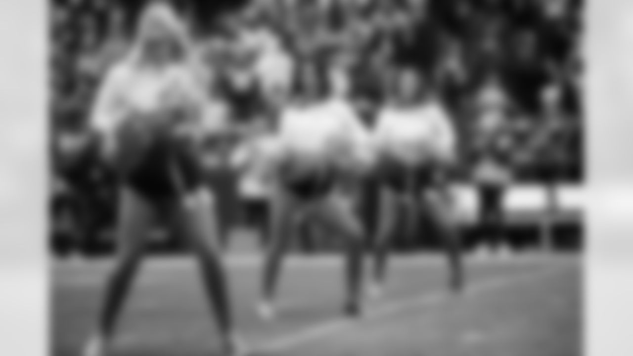 20161016_seagals_falcons_janegphoto-92.jpg