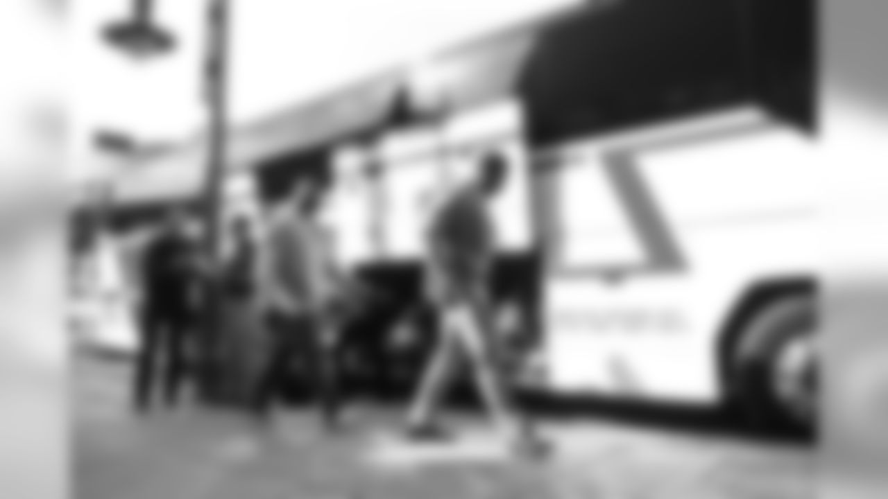 On Sunday, players including Bruce Irvin and Ahtyba Rubin boarded buses for the 30 minute trip from Appleton to Green Bay for the game.