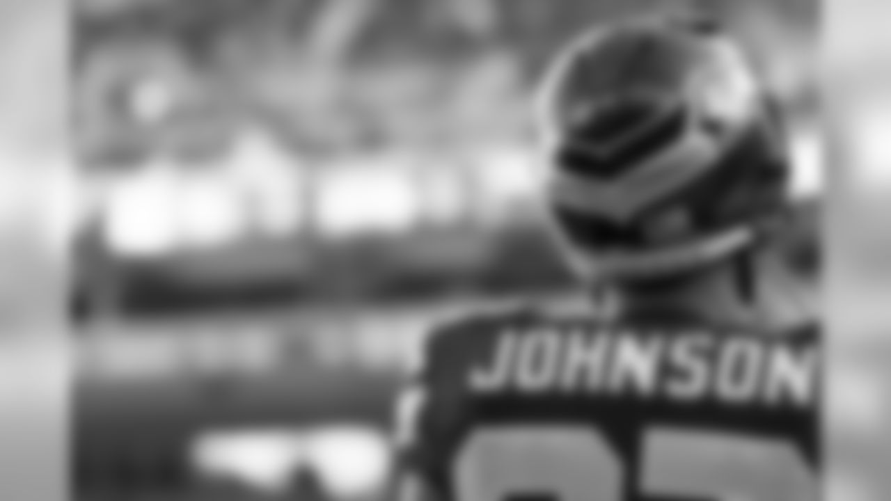 tempSeahawksSideline_vs_49ers-6.jpg