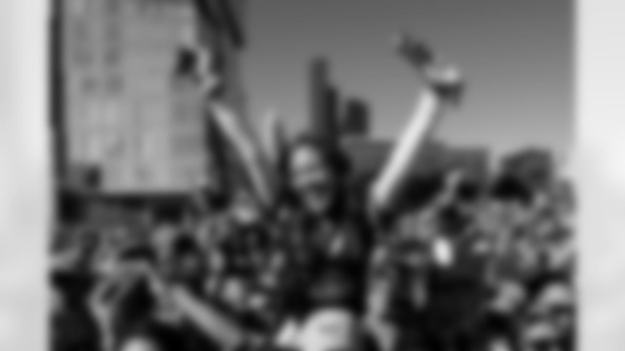 tempRM6_4893-2.jpg