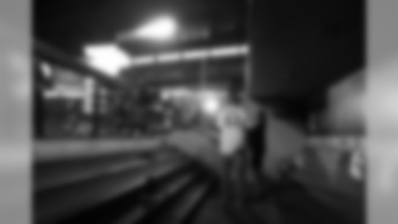 cst_ek2v0244.jpg