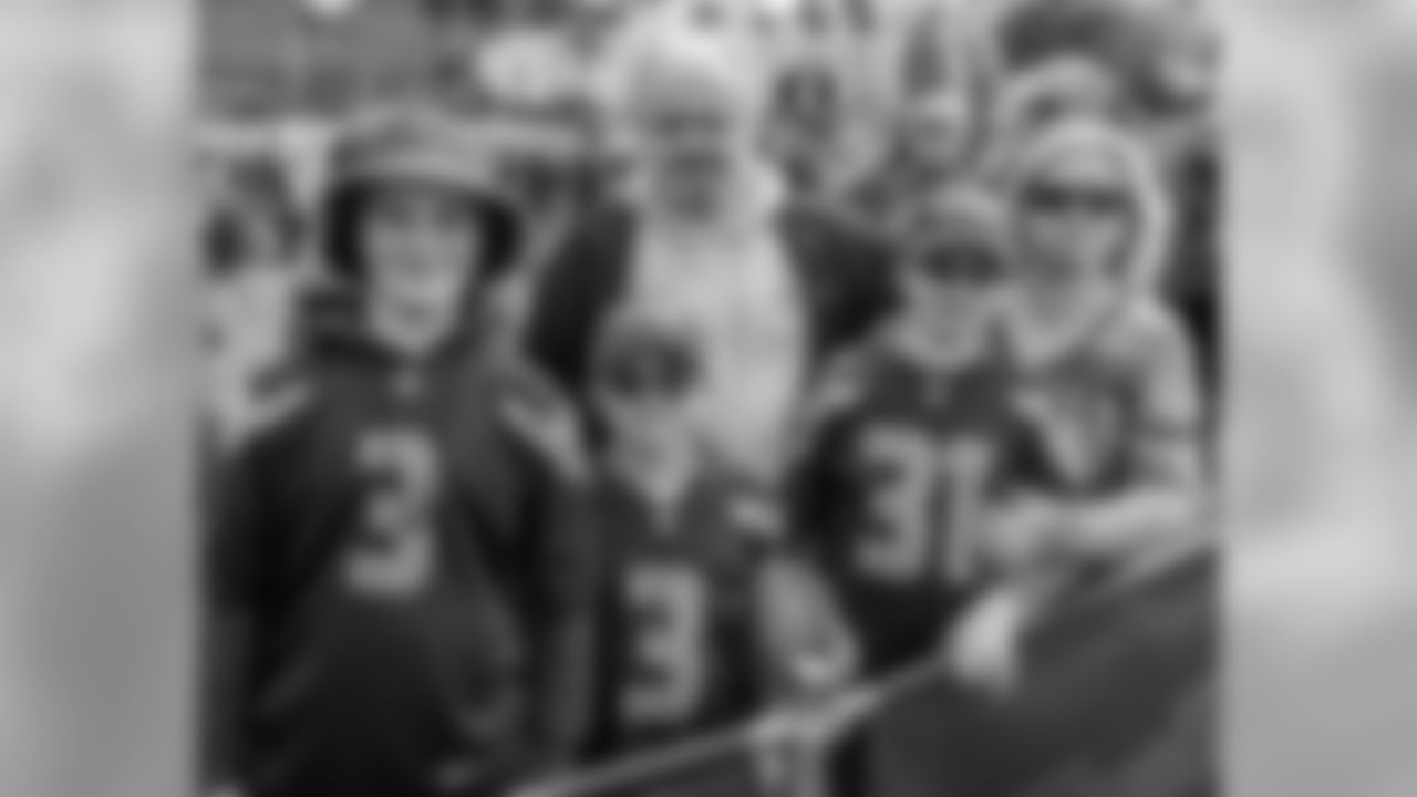 170128_pro_bowl_fans_day_four-6.jpg