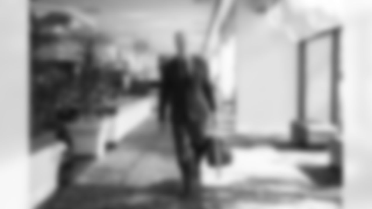 Two hours later, punter Jon Ryan, nattily attired in a suit, makes his way to the team buses for the trip to Levi's Stadium.