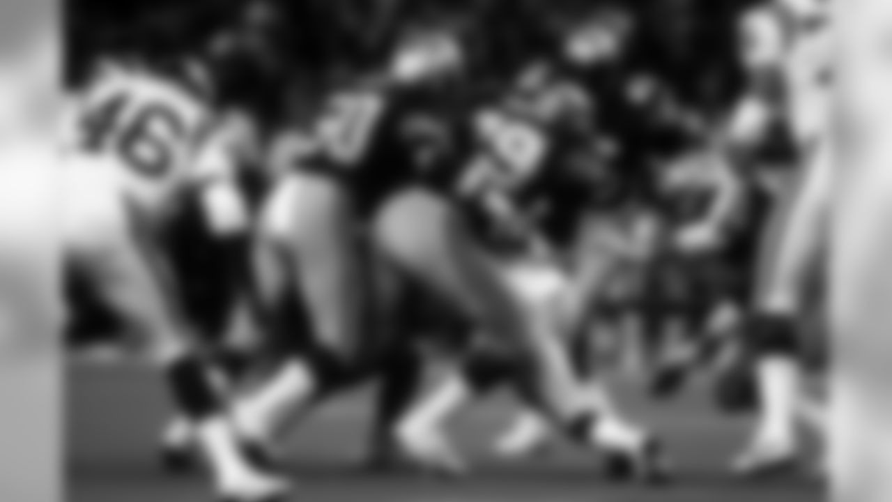 Liz Mathews, Seahawkswire.usatoday.com