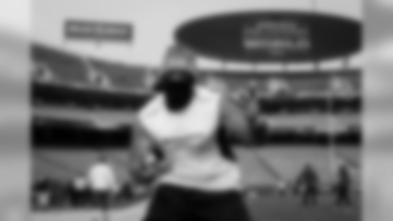 Meanwhile, fullback Will Tukuafu made himself comfortable in the frigid weather, wearing a hat, facemask and gloves along with his sleeveless t-shirt. The temperature when the photo was taken was a balmy 18 degrees.