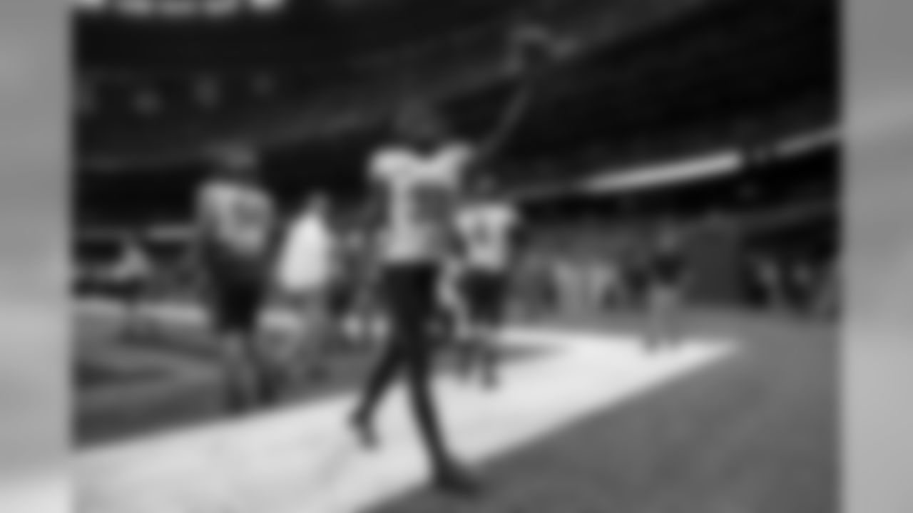 Oklahoma State safety Tre Flowers (31) warms up before the Sugar Bowl college football game against Mississippi in New Orleans, Friday, Jan. 1, 2016. (AP Photo/Jonathan Bachman)