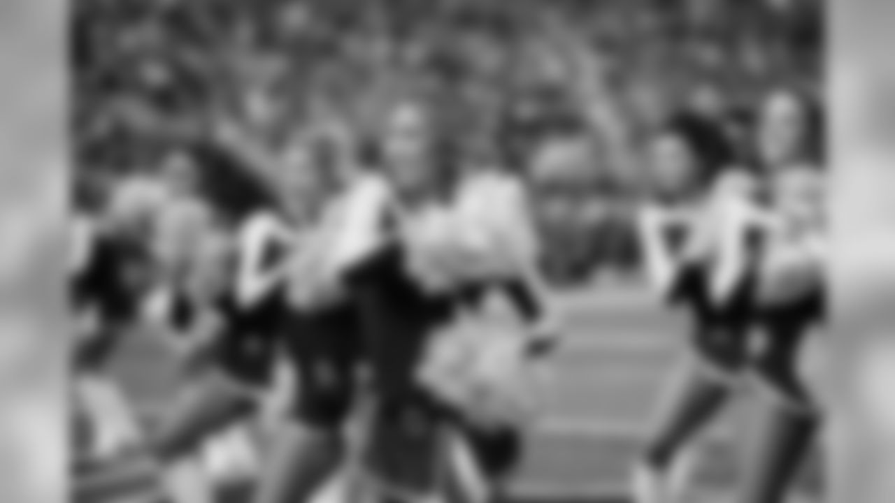 20171029_seagals_texans_janegphoto-63_3.jpg