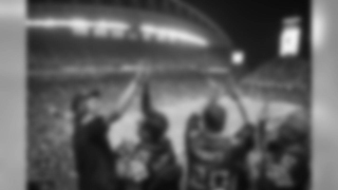 seahawksvbroncos-fiechtner-054.jpg