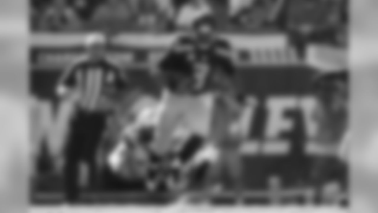 russellwilson_running-5.jpg
