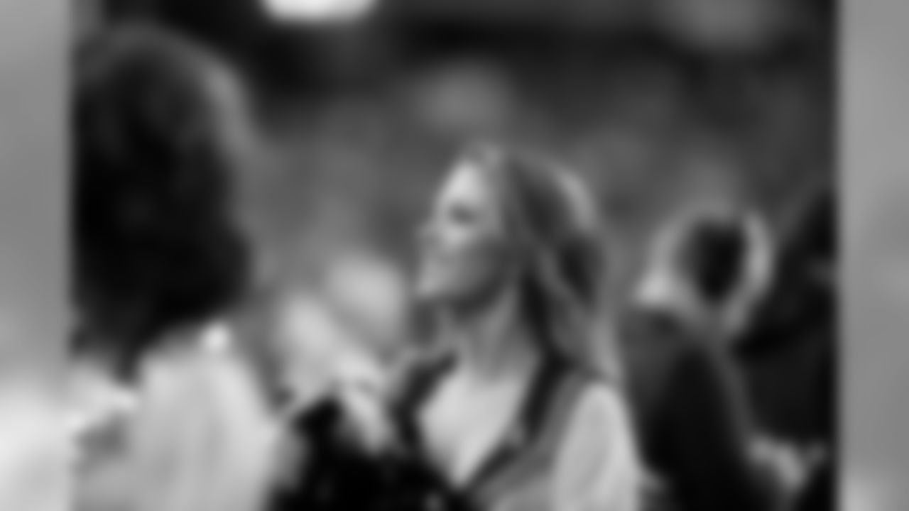 20161108_seagal_bills_janegphoto-101.jpg
