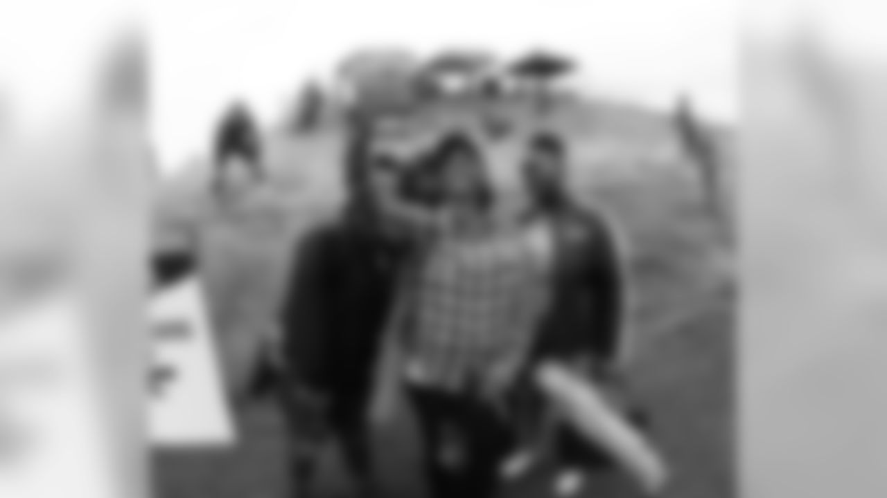 cst_ek2v0137_1.jpg