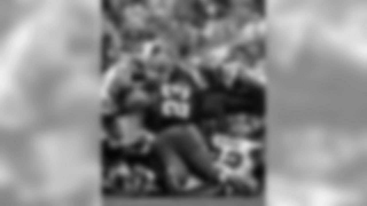 Seahawks defense stops Marshawn Lynch