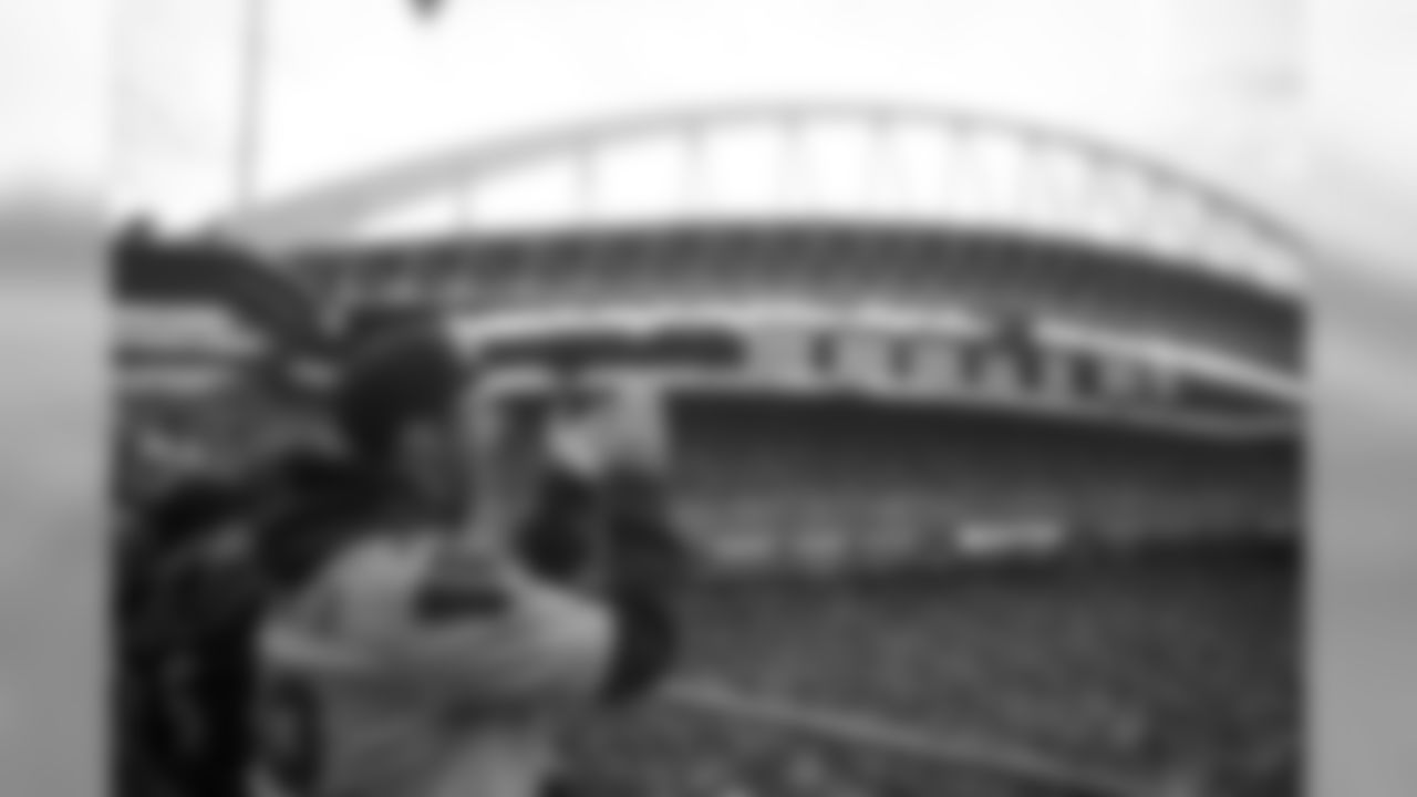 seahawksvbroncos-fiechtner-027.jpg