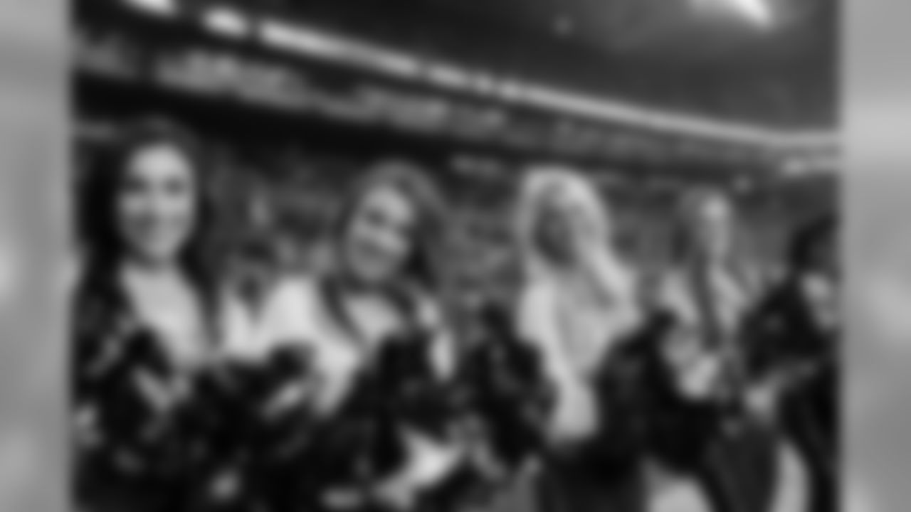 20161108_seagal_bills_janegphoto-162.jpg