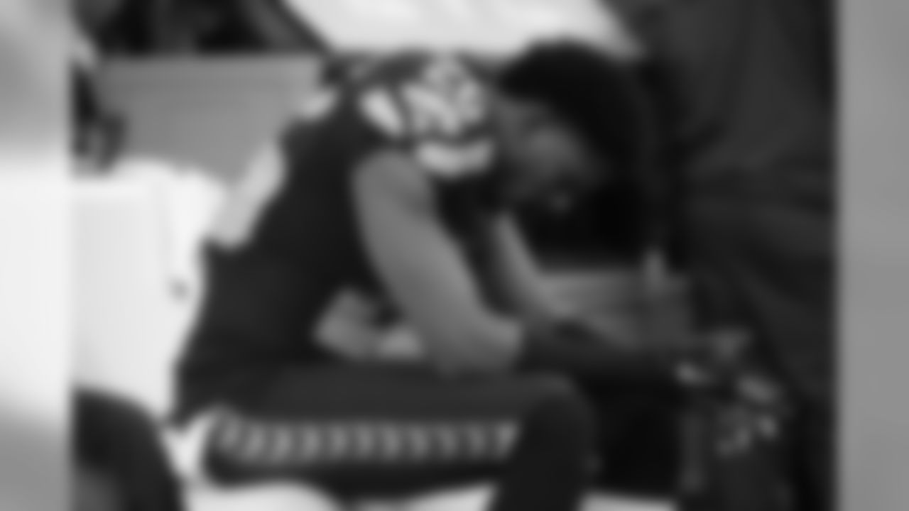 hawks_niners_2015-1709.jpg