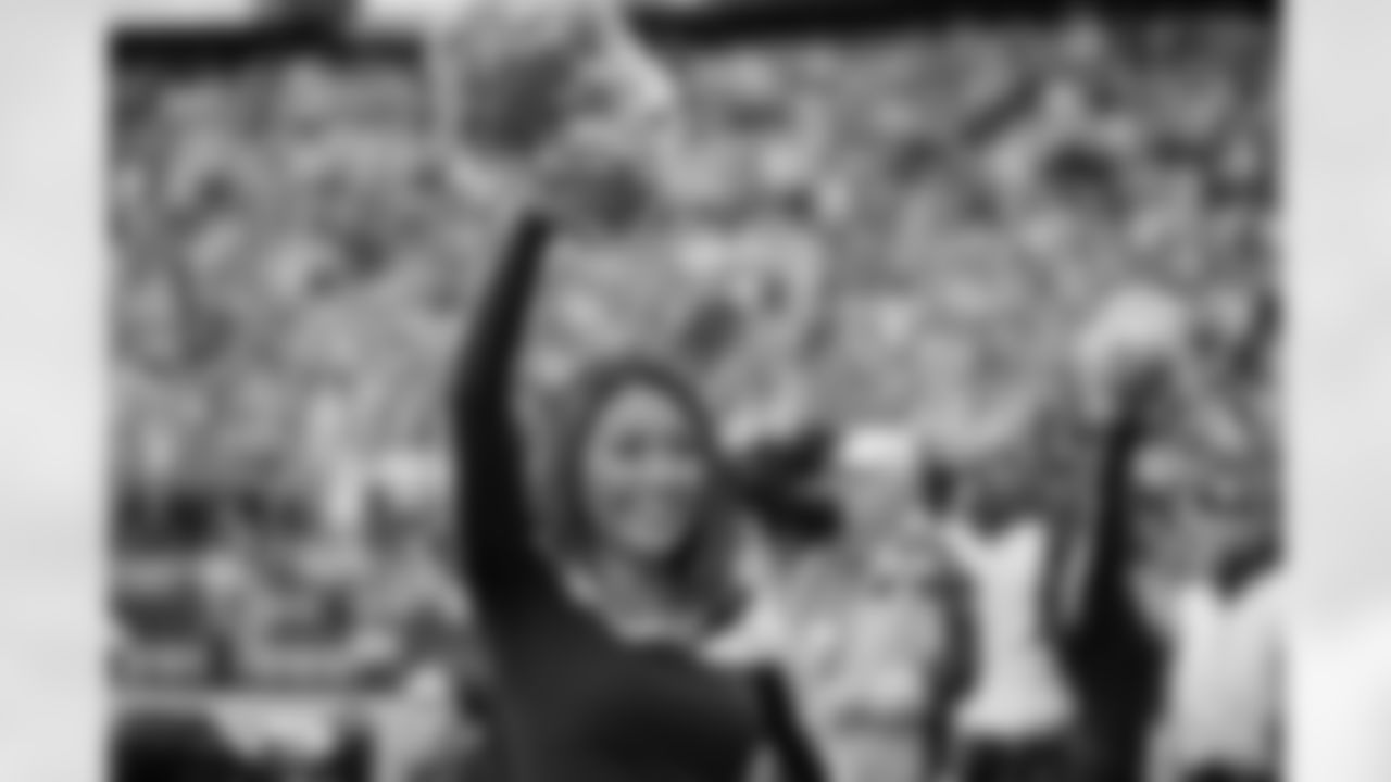20161016_seagals_falcons_janegphoto-217.jpg