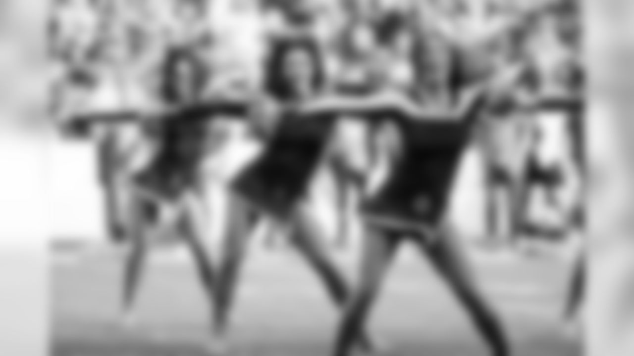 20161016_seagals_falcons_janegphoto-180.jpg