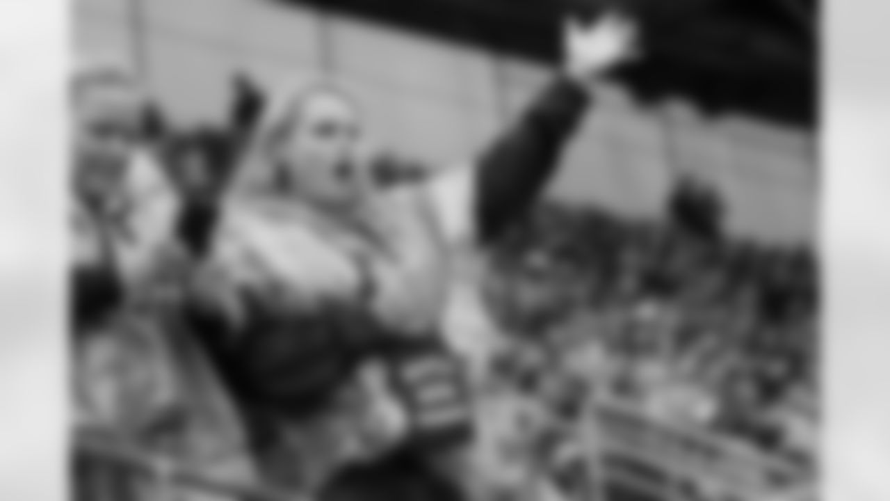 seahawksvbroncos-fiechtner-016.jpg