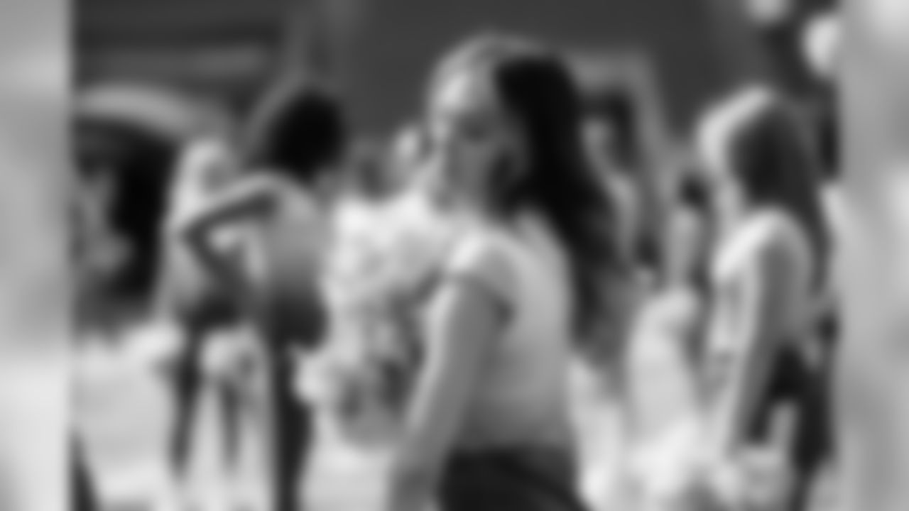 20171001_seagals_colts_janegphoto-1_1.jpg