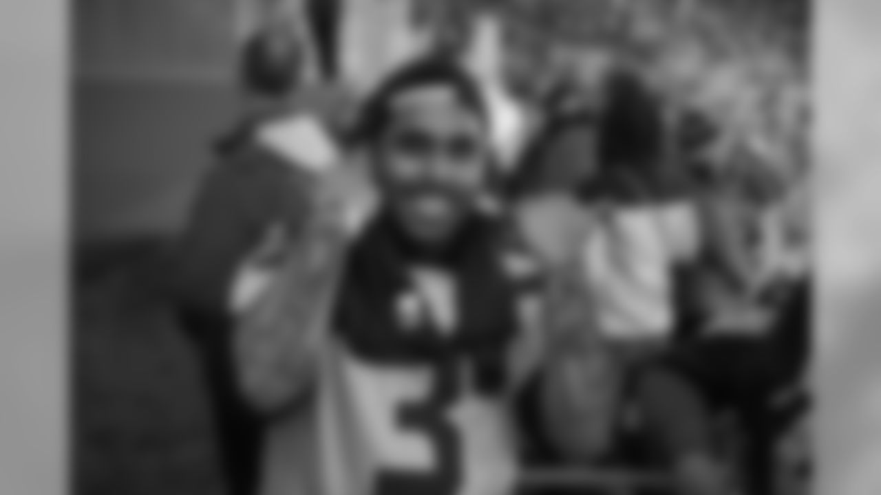 seahawksvbroncos-fiechtner-036.jpg