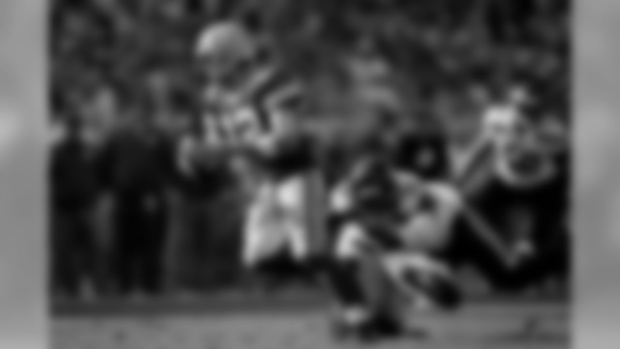 eye_wk1_packers_40.jpg