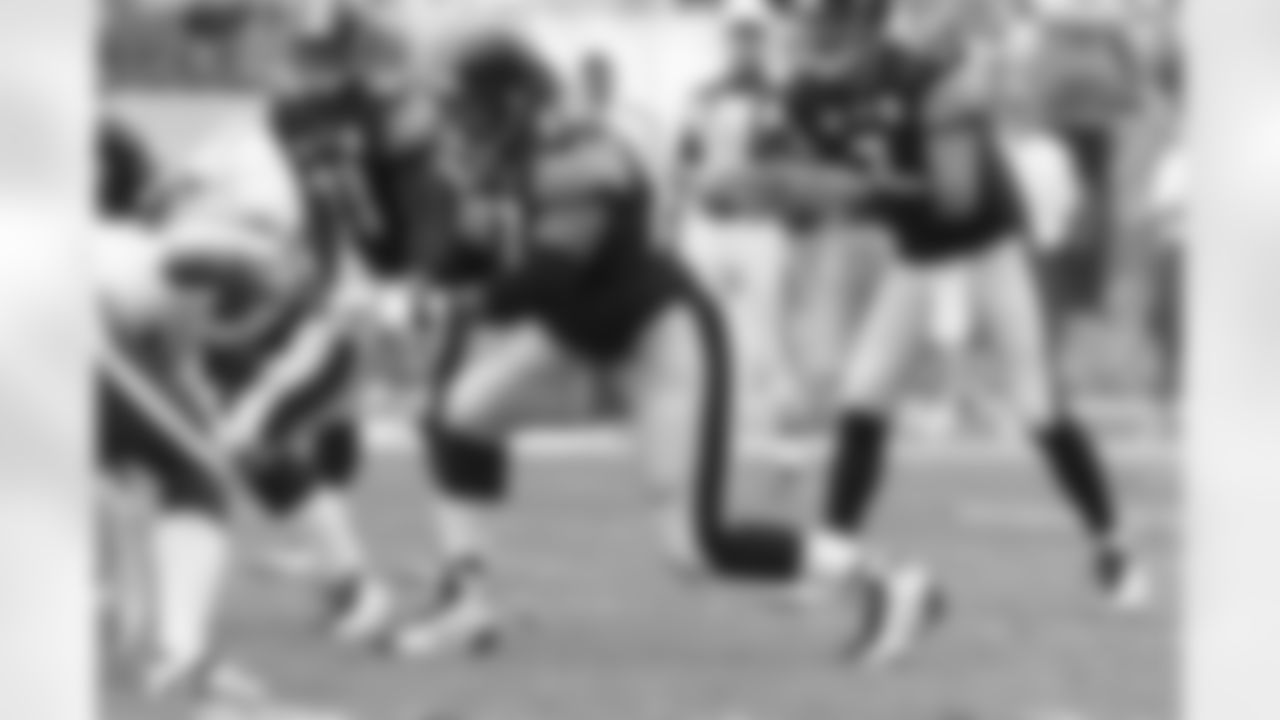 2000 MARVEL SMITH: He started nine games as a rookie at right tackle, and when his career with the Steelers ended after the 2008 season, Smith had started 108 games at either right tackle or left tackle. He was voted to one Pro Bowl. Two Super Bowl rings.