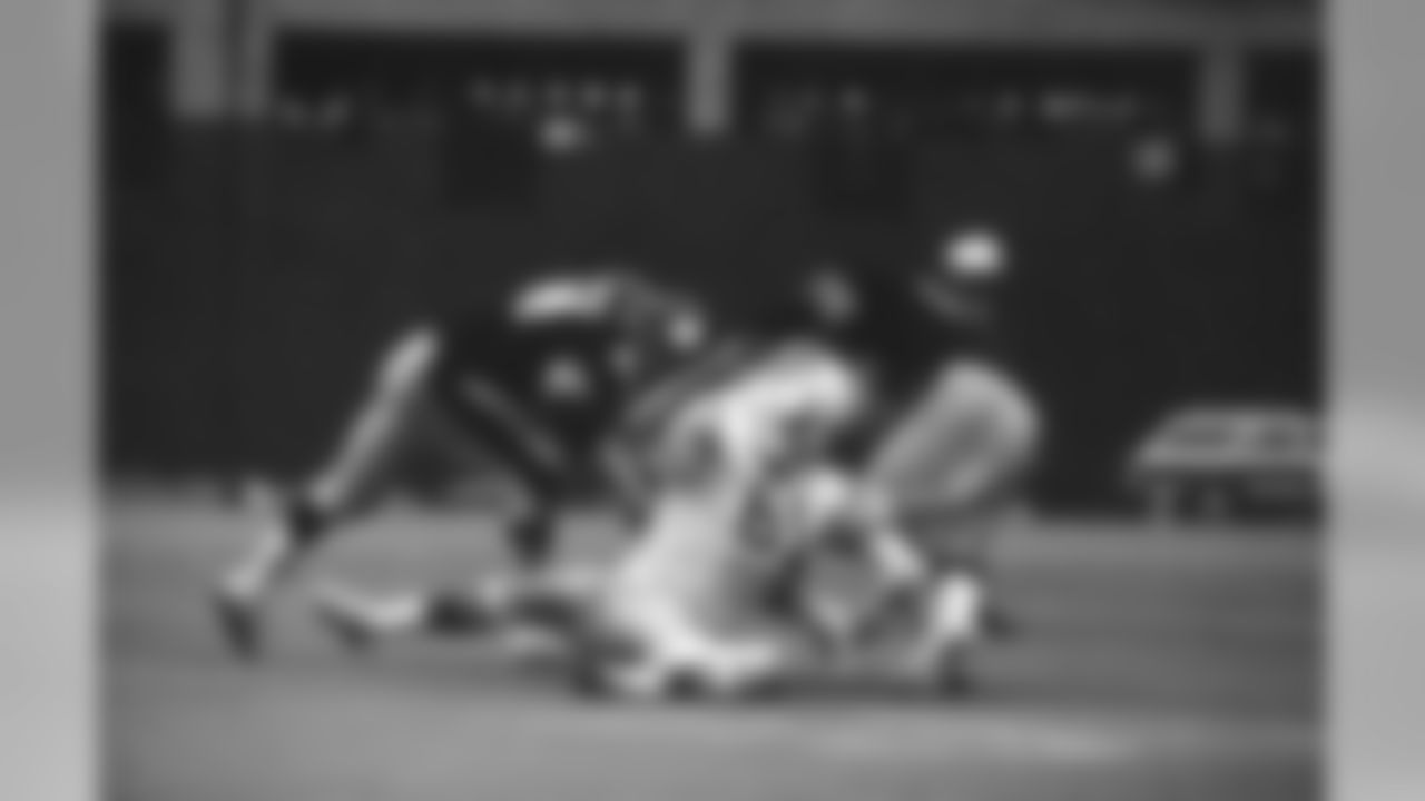 The Steelers defeated the Colts 28-10 in an AFC Divisional playoff game on December 27, 1975.