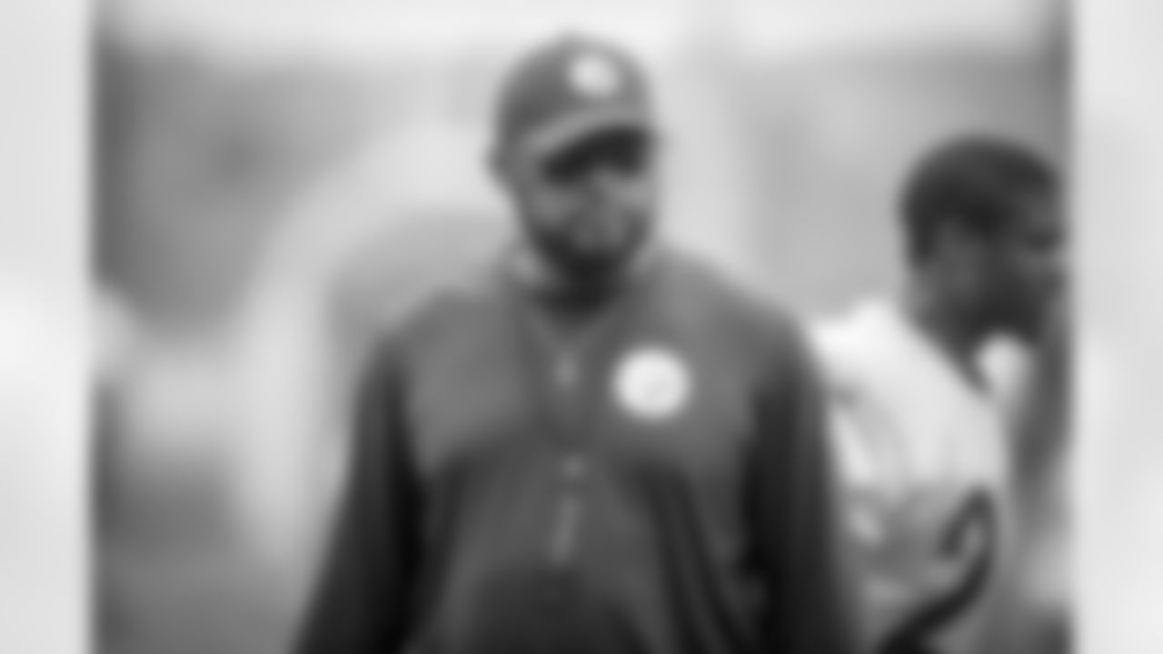 Coach Mike Tomlin
