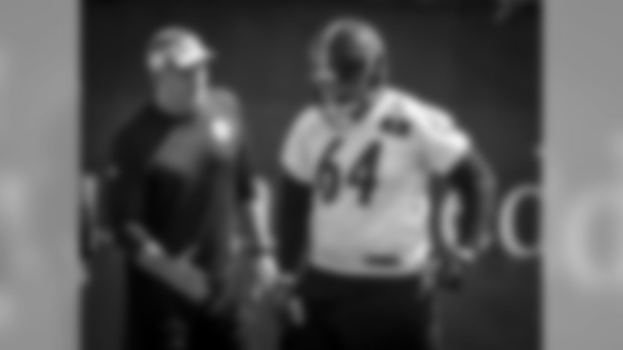 Mike Munchak, Cole Manhart