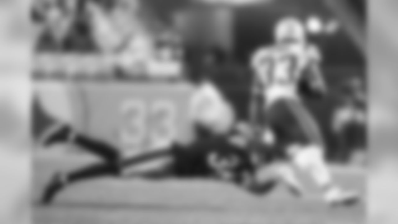 Cameron Sutton